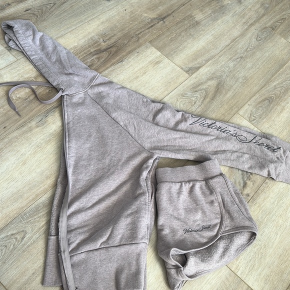 Victoria secret shorts and zip up XS - Picture 2 of 2